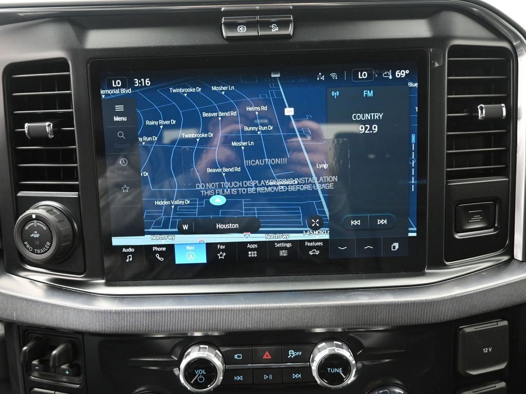 New 2026 Ford F250 Platinum w/ Tremor Off-Road Package image 4