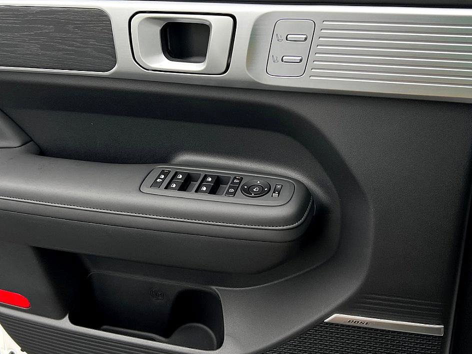 New 2026 Hyundai Santa Fe Limited image 16