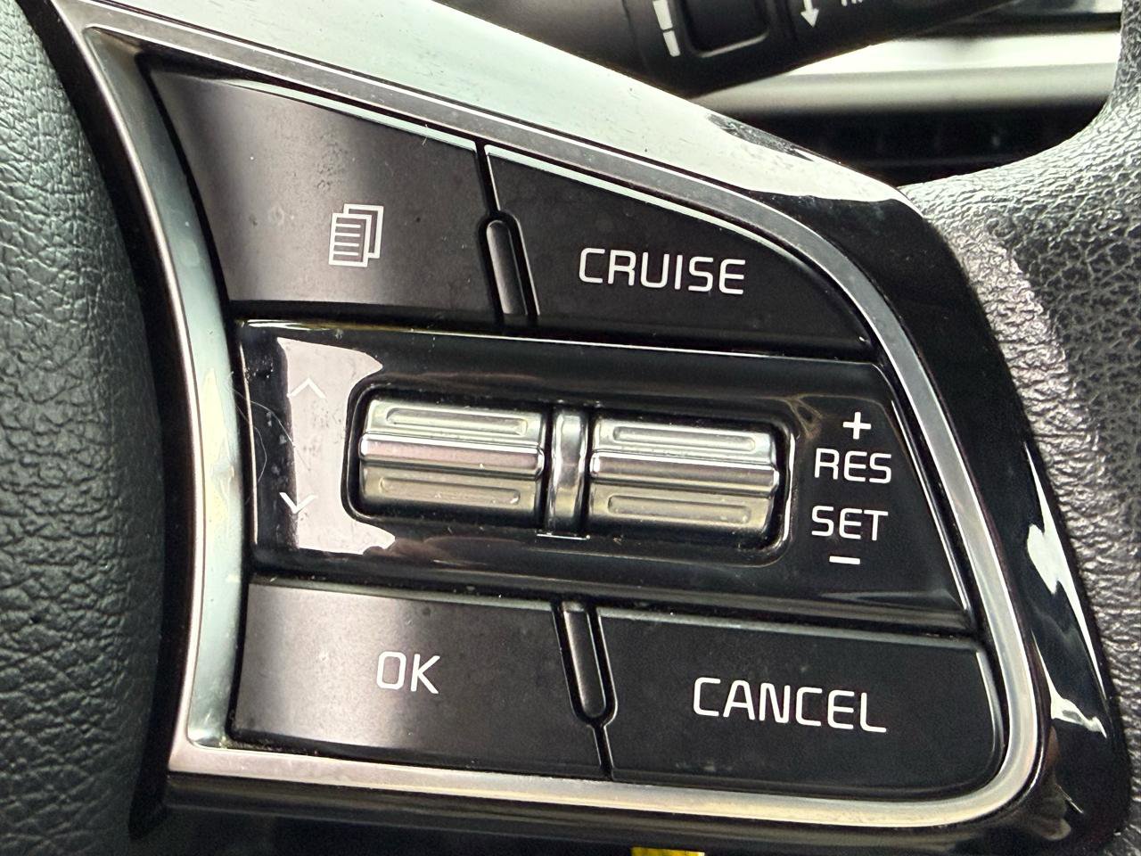 Used 2021 Kia Forte LXS FWD image 11