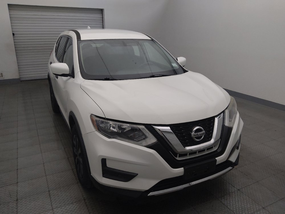 Used 2017 Nissan Rogue S AWD/4WD image 14