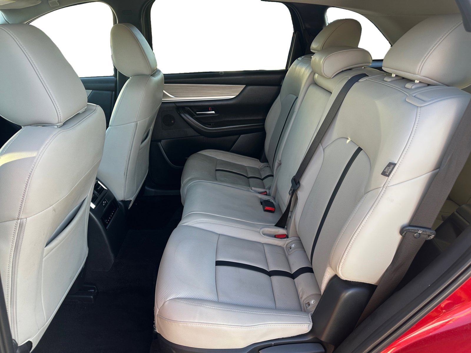 Used 2024 MAZDA CX-90 Plug-In Hybrid w/ Preferred image 13