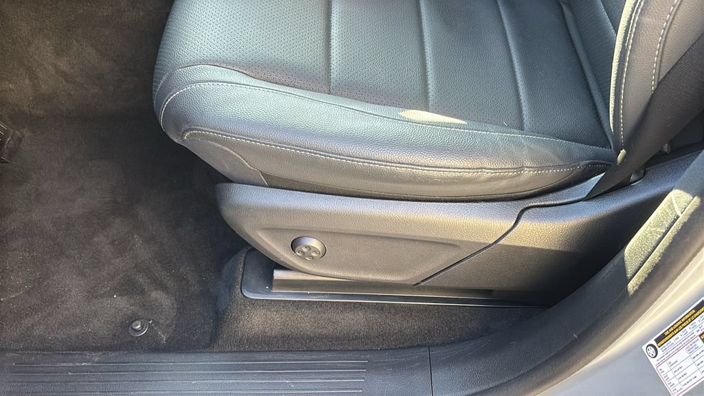 Used 2025 Mercedes-Benz GLS 450 4MATIC image 26