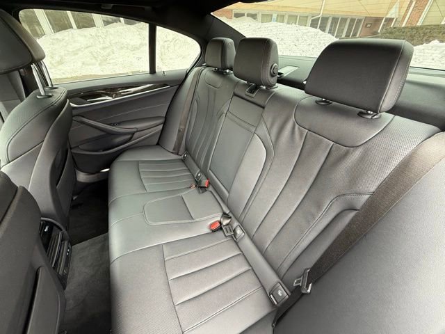 Used 2022 BMW 530i xDrive w/ Convenience Package image 24