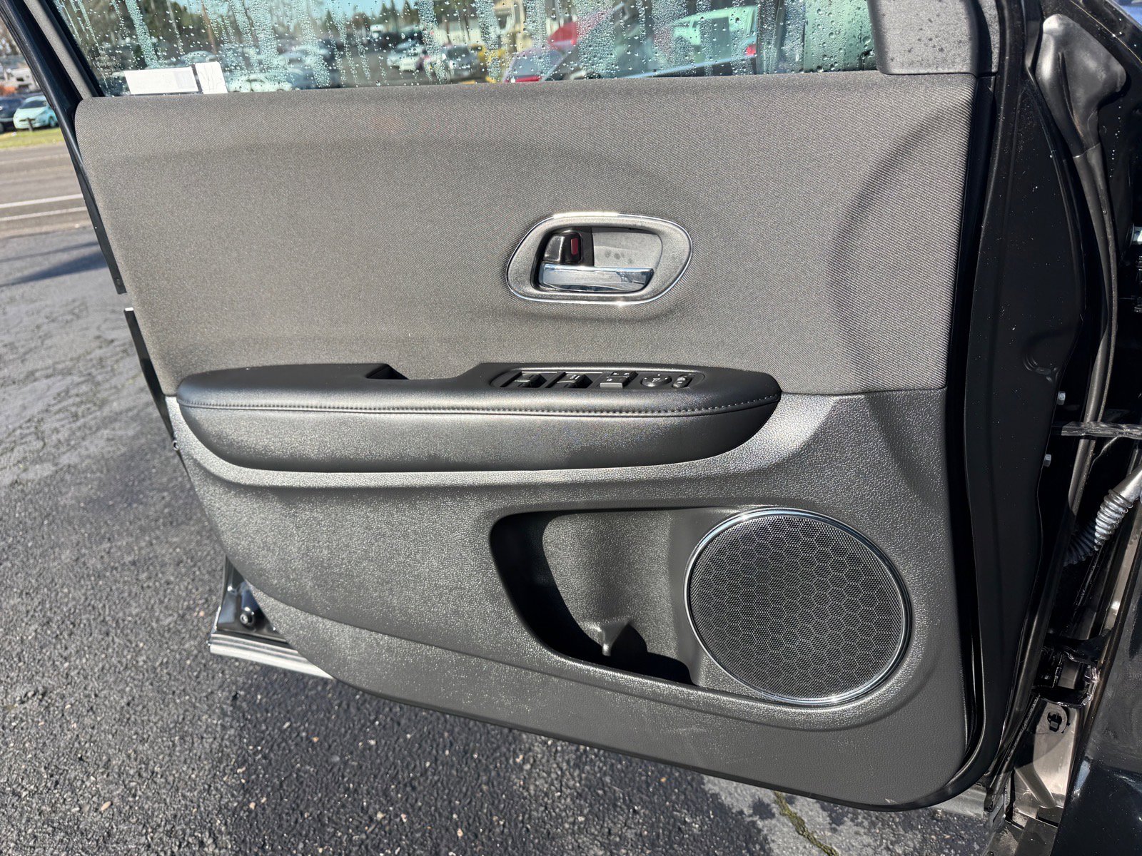 Used 2020 Honda HR-V EX image 31