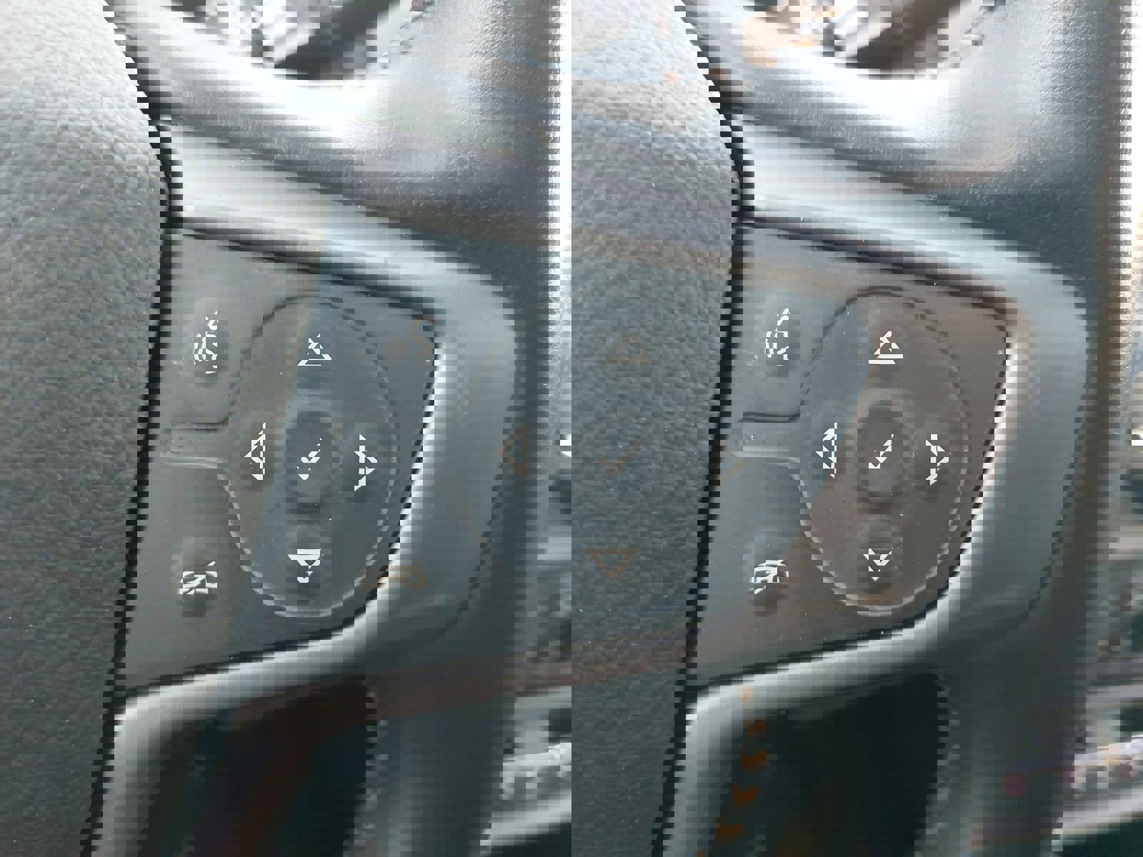 Used 2022 GMC Terrain AT4 image 18