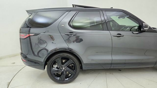 Used 2024 Land Rover Discovery Dynamic SE AWD/4WD image 12