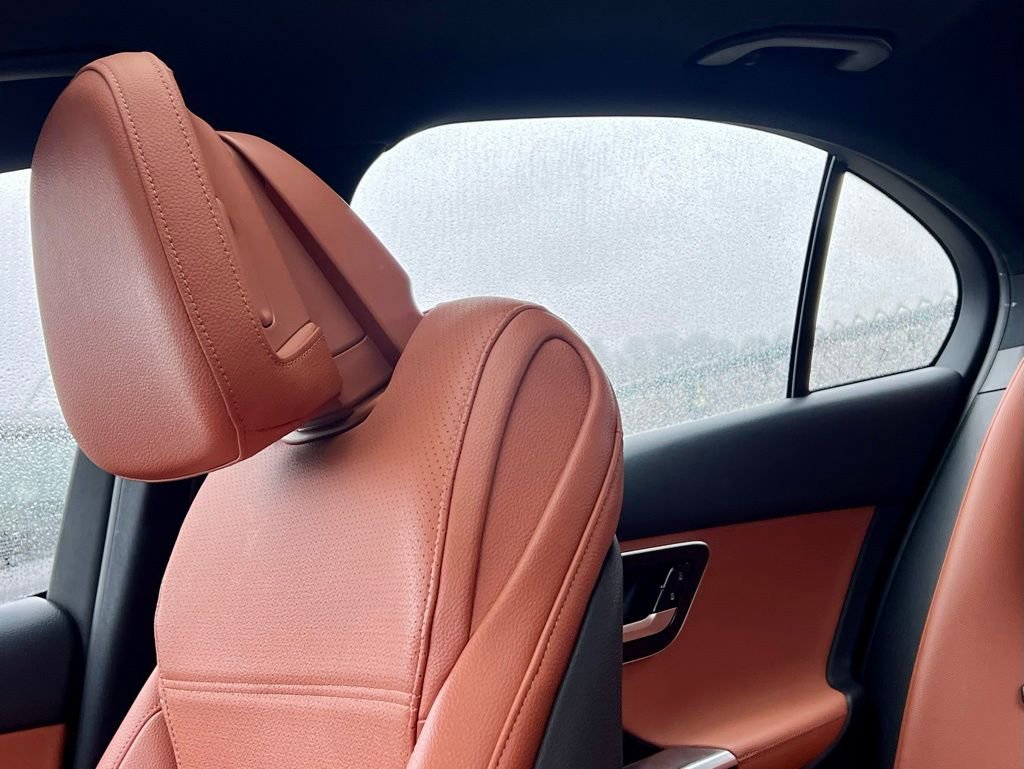 Certified 2022 Mercedes-Benz C 300 4MATIC Sedan image 11