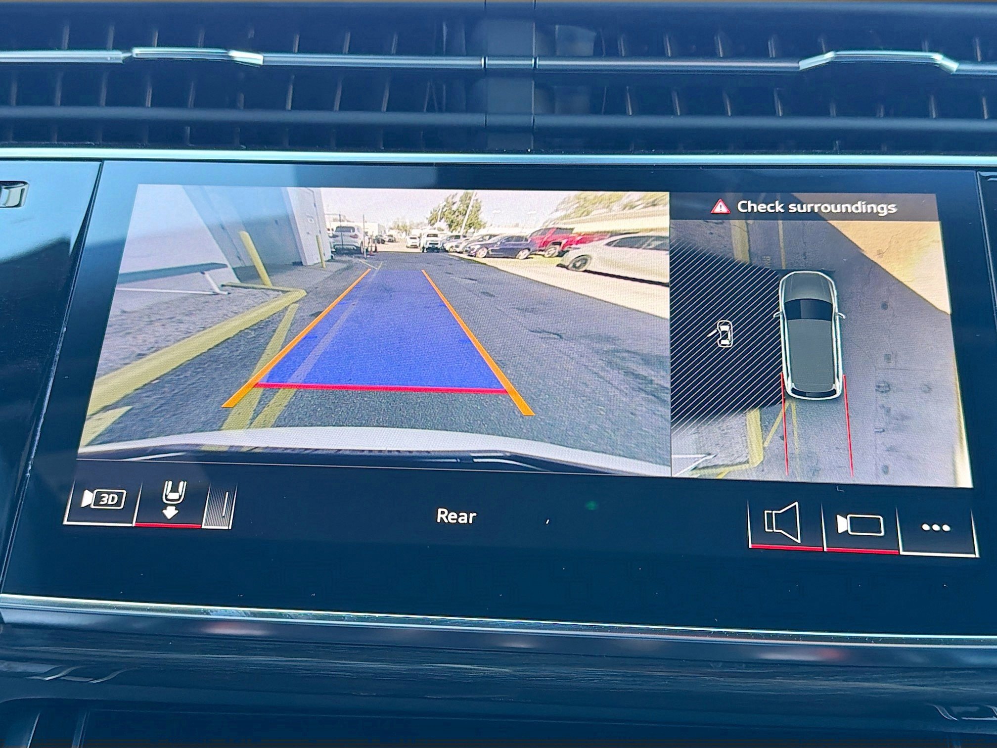 Certified 2025 Audi Q7 3.0T Premium Plus image 35