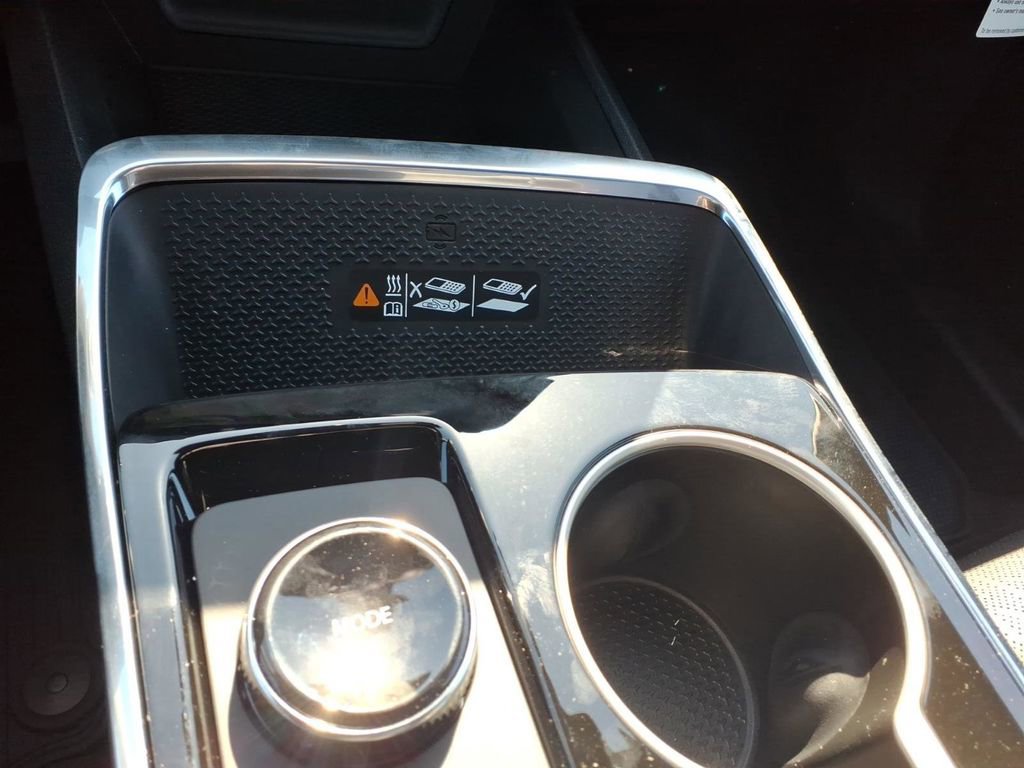 New 2026 Chevrolet Equinox LT w/ Convenience Package II image 9
