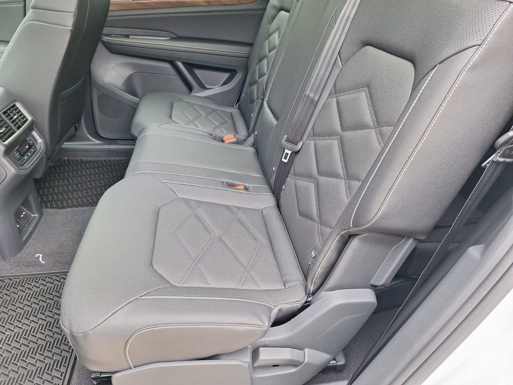 New 2026 Volkswagen Atlas SE image 22