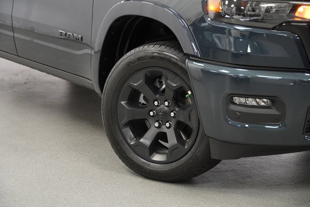 New 2027 RAM 1500 4x4 Crew Cab image 4