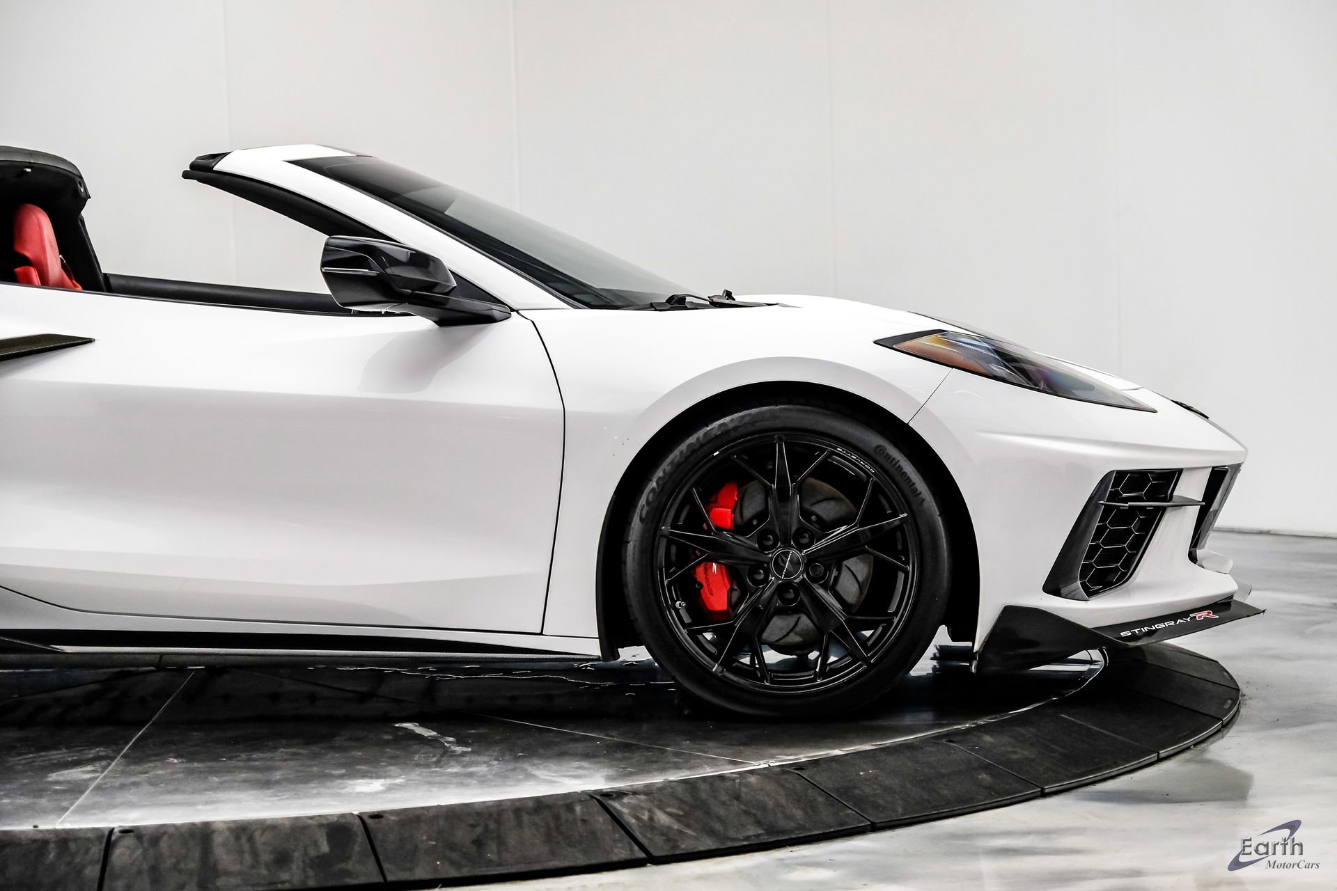 Used 2020 Chevrolet Corvette Stingray Premium Cpe w/ 3LT Preferred Equipment Group image 29