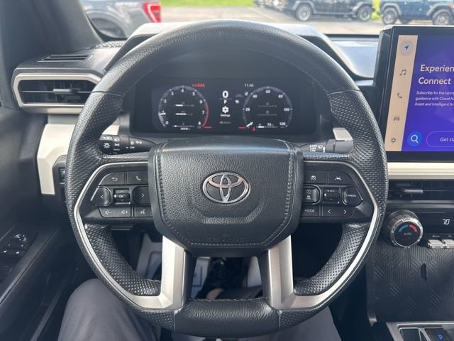 Used 2024 Toyota Tacoma TRD Off-Road AWD/4WD image 18