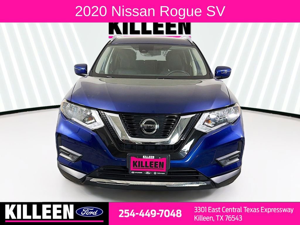Used 2020 Nissan Rogue SV image 2