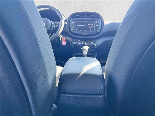 Used 2022 Kia Soul LX w/ Technology Package FWD image 17