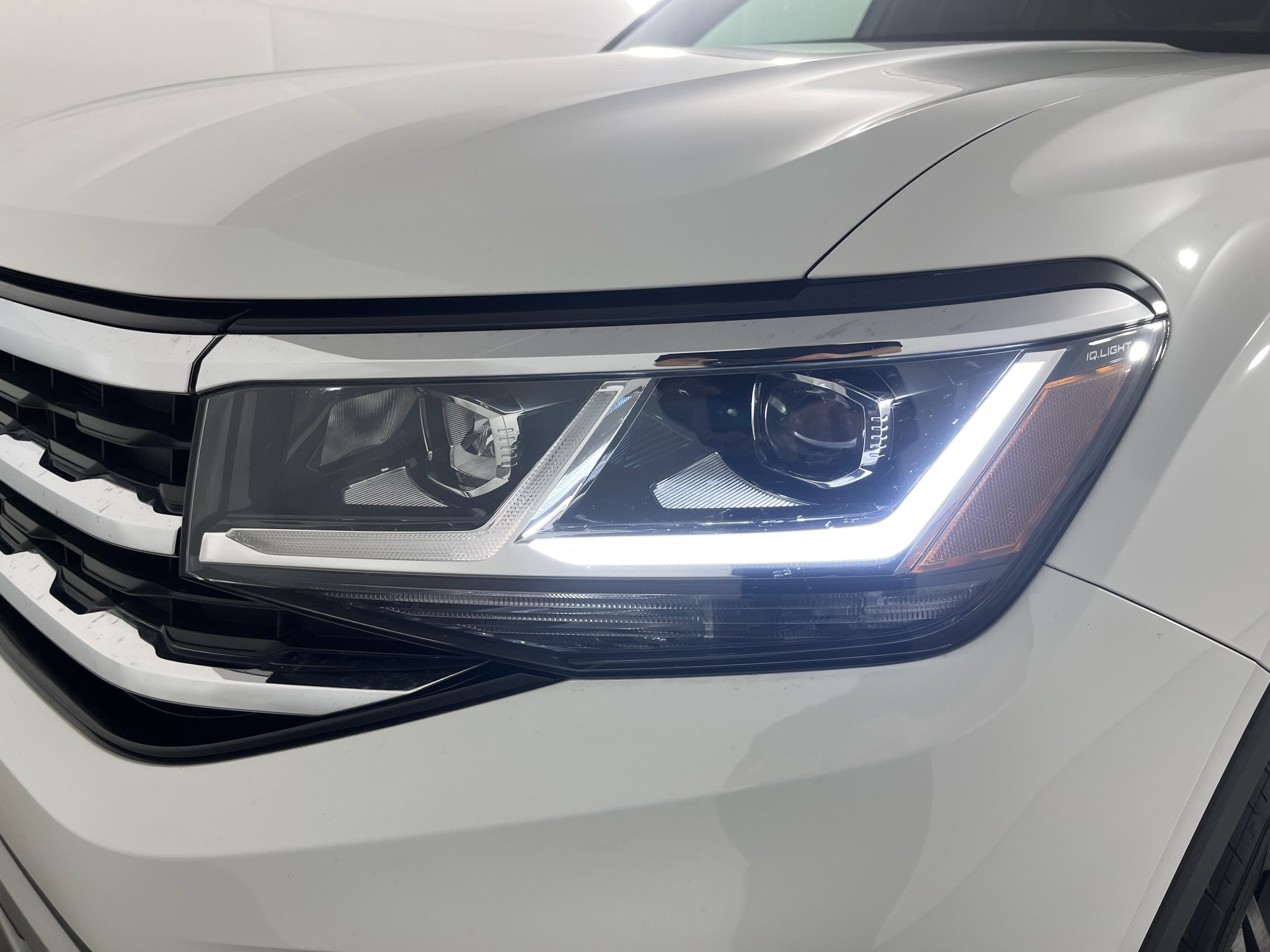 Certified 2023 Volkswagen Atlas SE w/ Black Wheel Package image 25