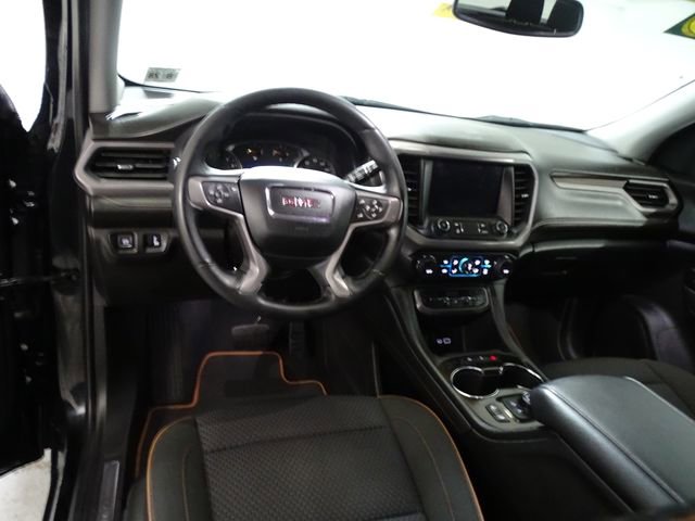 Used 2023 GMC Acadia AT4 image 5