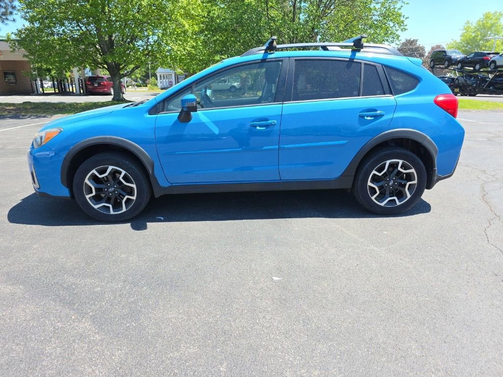 Used 2016 Subaru Crosstrek 2.0i Limited AWD/4WD image 5