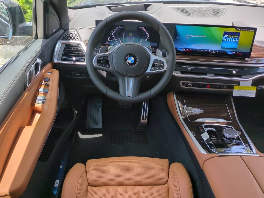 New 2026 BMW X5 xDrive40i w/ M Sport Package AWD/4WD image 16