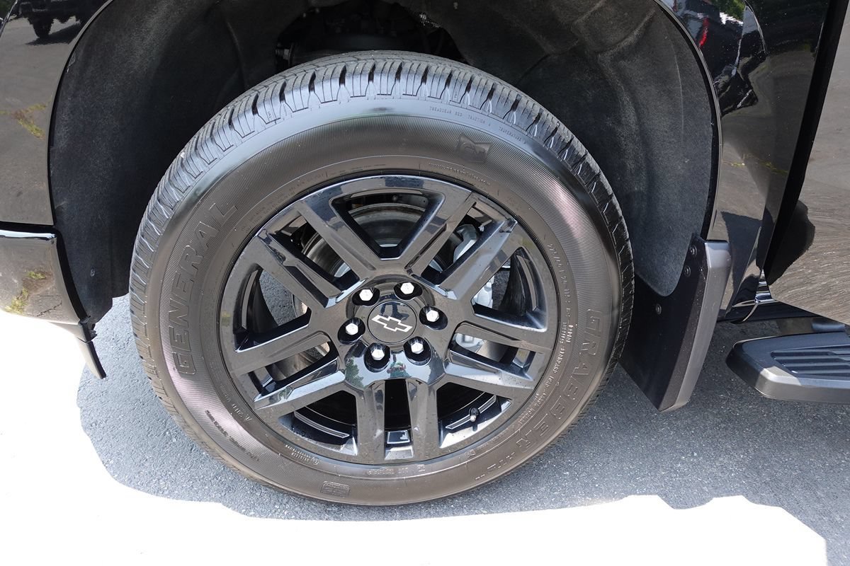 Used 2024 Chevrolet Silverado 1500 Custom AWD/4WD image 53