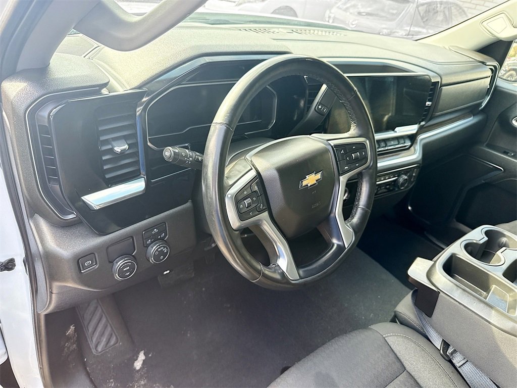 Used 2023 Chevrolet Silverado 1500 LT image 8