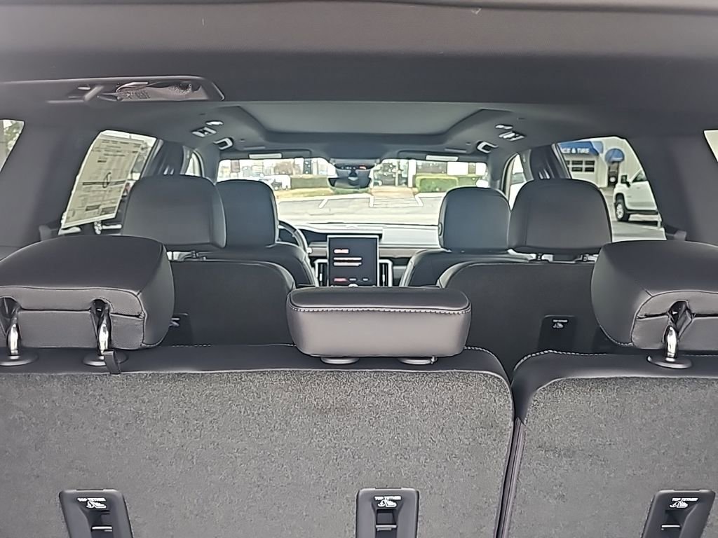 New 2026 GMC Acadia Denali w/ Super Cruise Package image 8