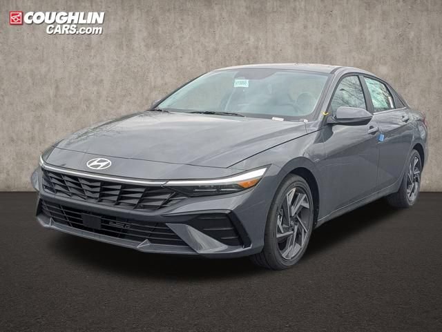 New 2026 Hyundai Elantra Limited w/ Cargo Package FWD image 3