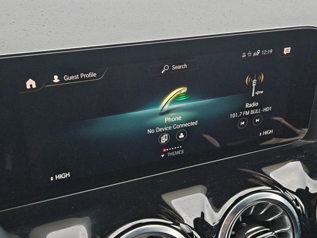 Used 2022 Mercedes-Benz GLA 250 4MATIC image 16