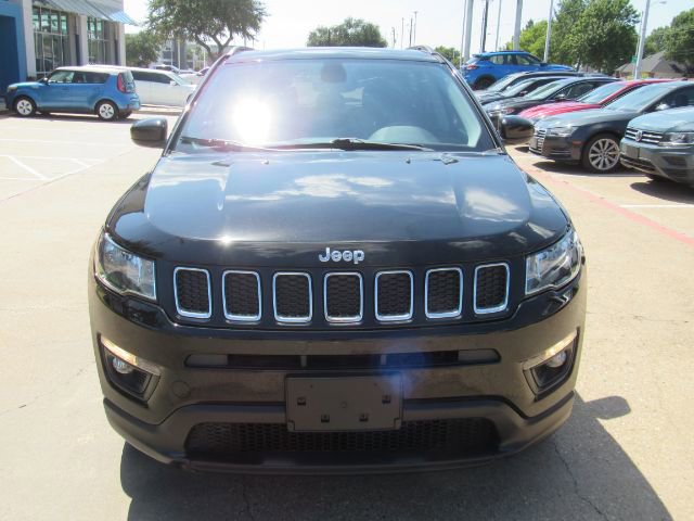 Used 2018 Jeep Compass Latitude w/ Popular Equipment Group image 2