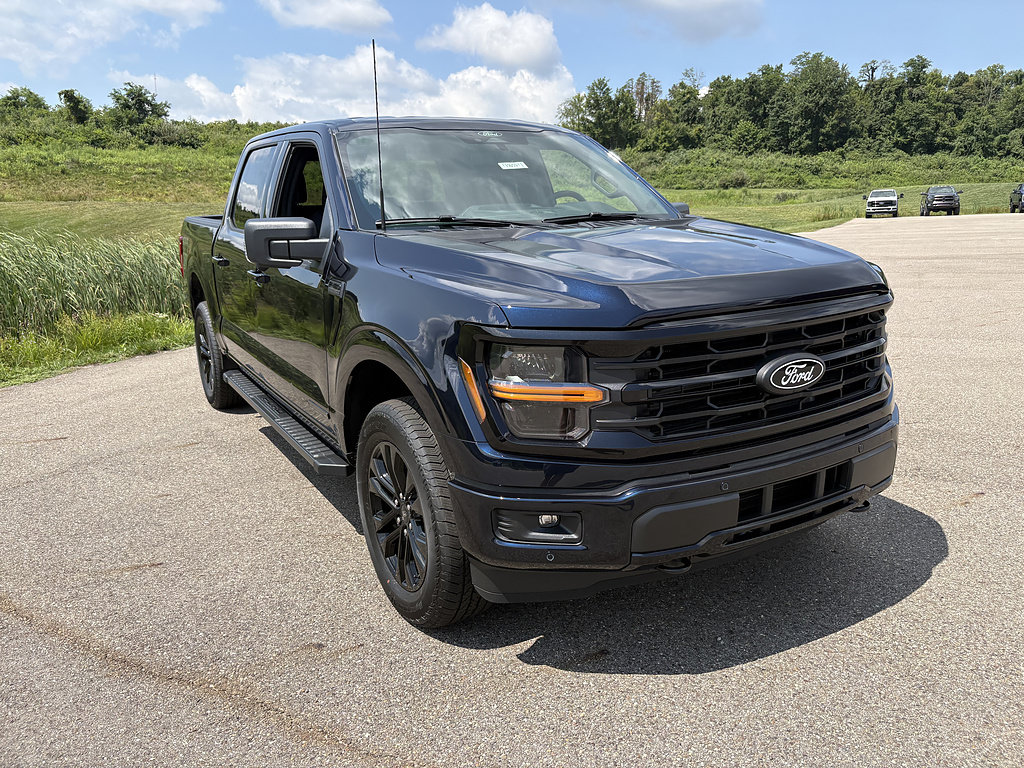 New 2026 Ford F150 XLT w/ Equipment Group 302A MID AWD/4WD image 7