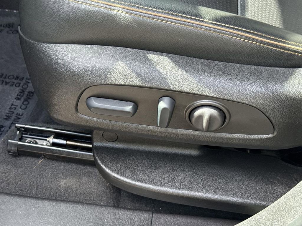 Used 2022 GMC Terrain AT4 w/ Tech Package image 32