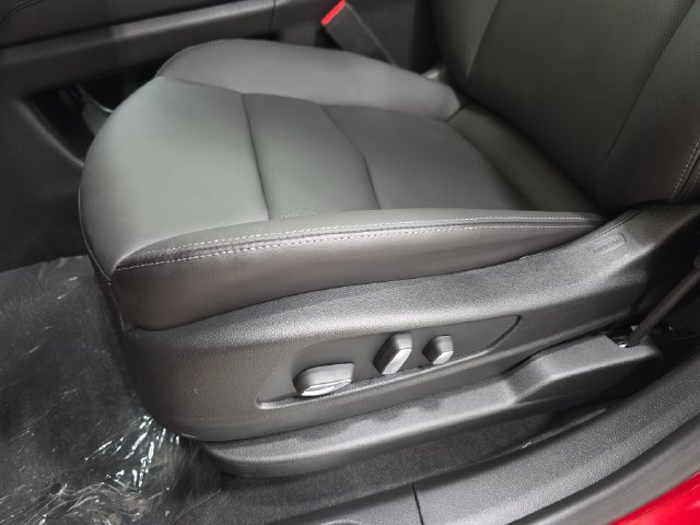 New 2026 Cadillac XT5 Premium Luxury w/ Driver Assist Package FWD image 26
