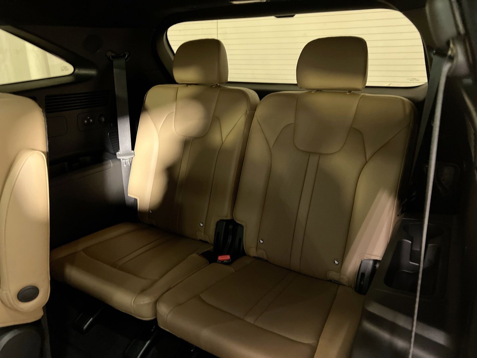 Used 2024 Kia Sorento SX Prestige w/ Olive Brown Leather Package image 27