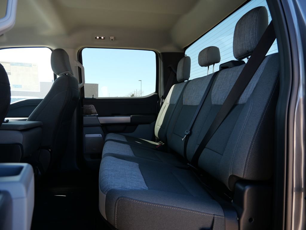 New 2026 Ford F250 XLT w/ XLT Premium Package image 17