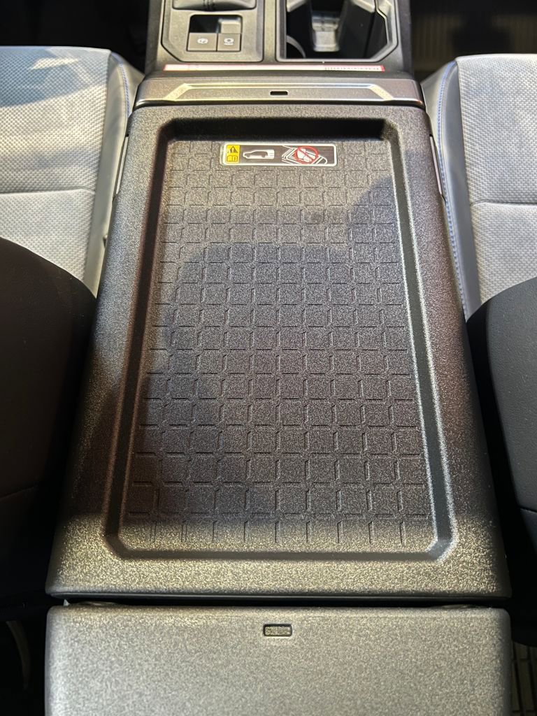 New 2026 Toyota RAV4 XSE image 36