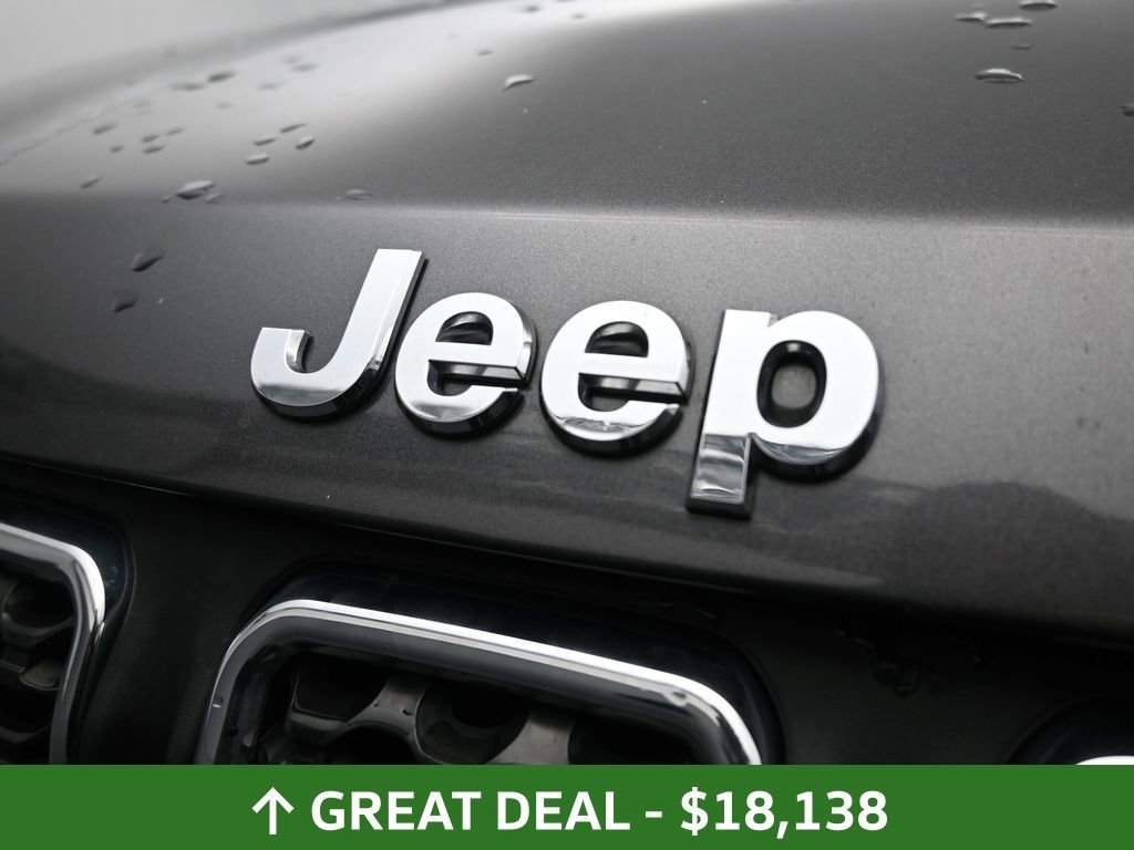 Used 2024 Jeep Compass Latitude image 18