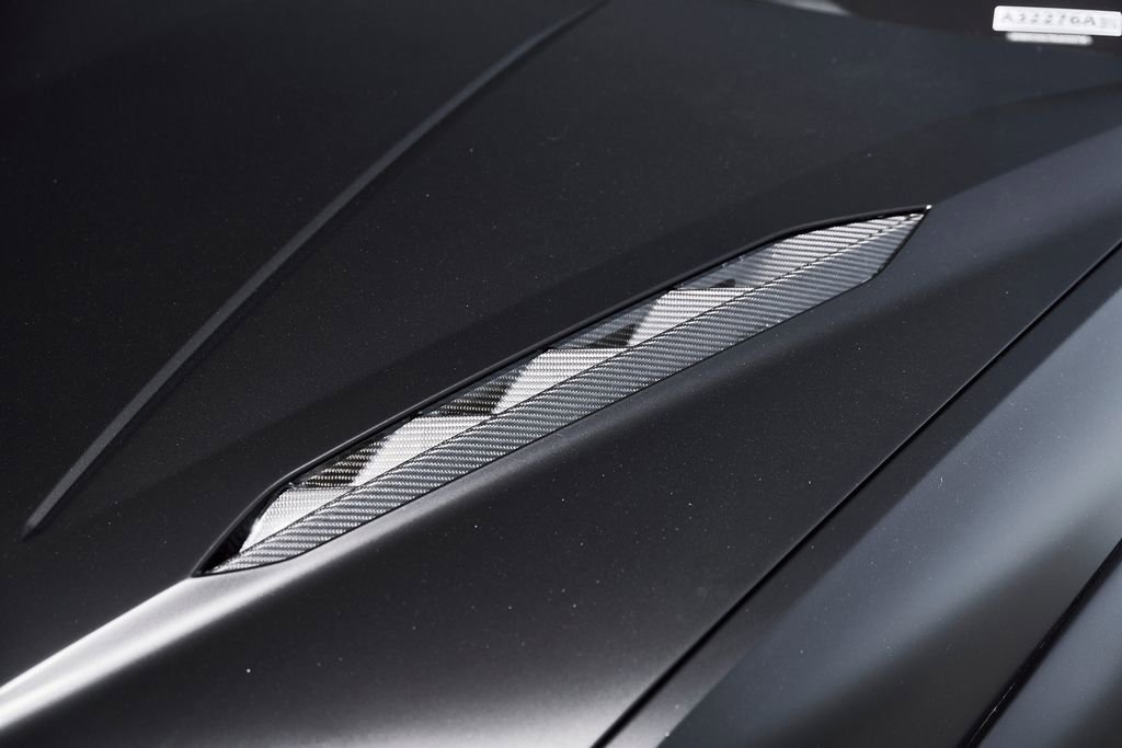 Used 2024 Lamborghini Urus Performante AWD/4WD image 11