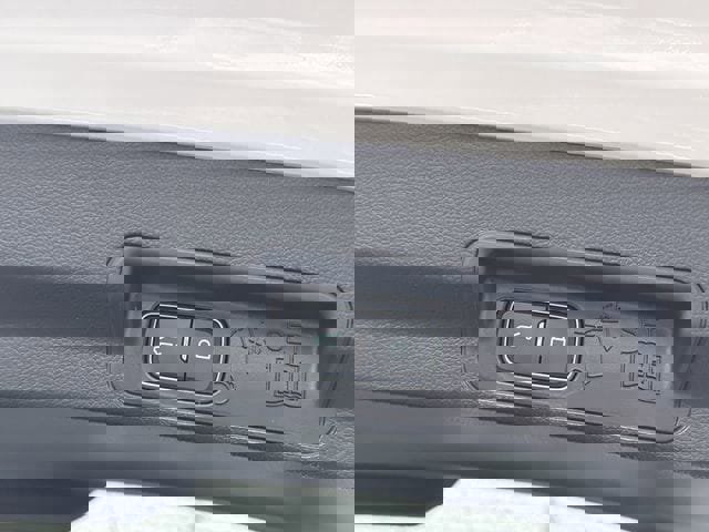 Used 2021 Ford Explorer XLT image 17