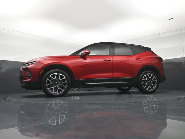 Used 2024 Chevrolet Blazer RS w/ Enhanced Convenience Package AWD/4WD image 21
