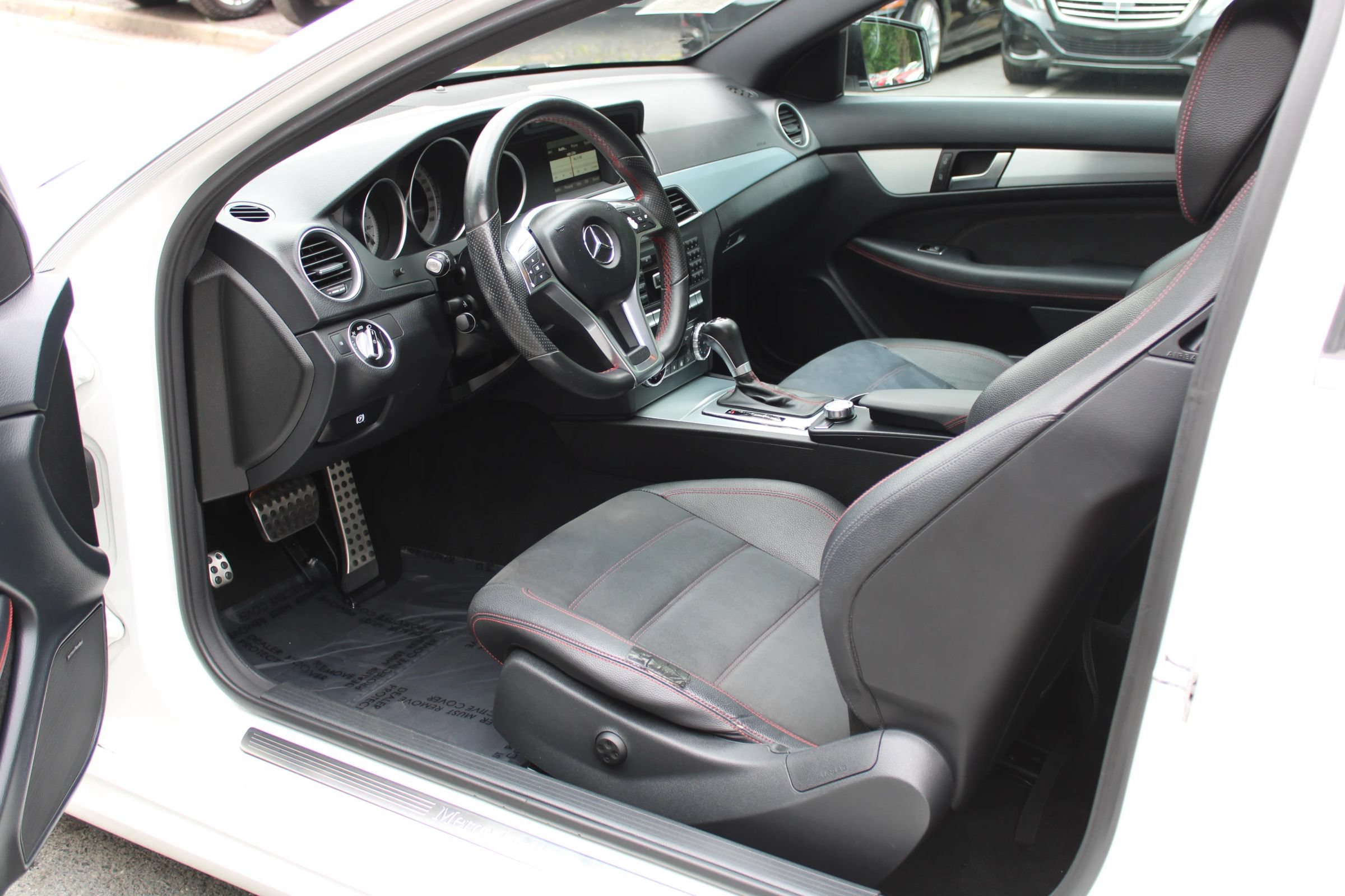 Used 2015 Mercedes-Benz C 250 Coupe w/ Sport Package image 16