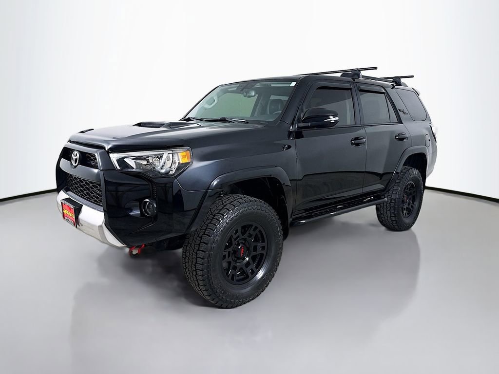 Used 2019 Toyota 4Runner TRD Off-Road Premium AWD/4WD image 3