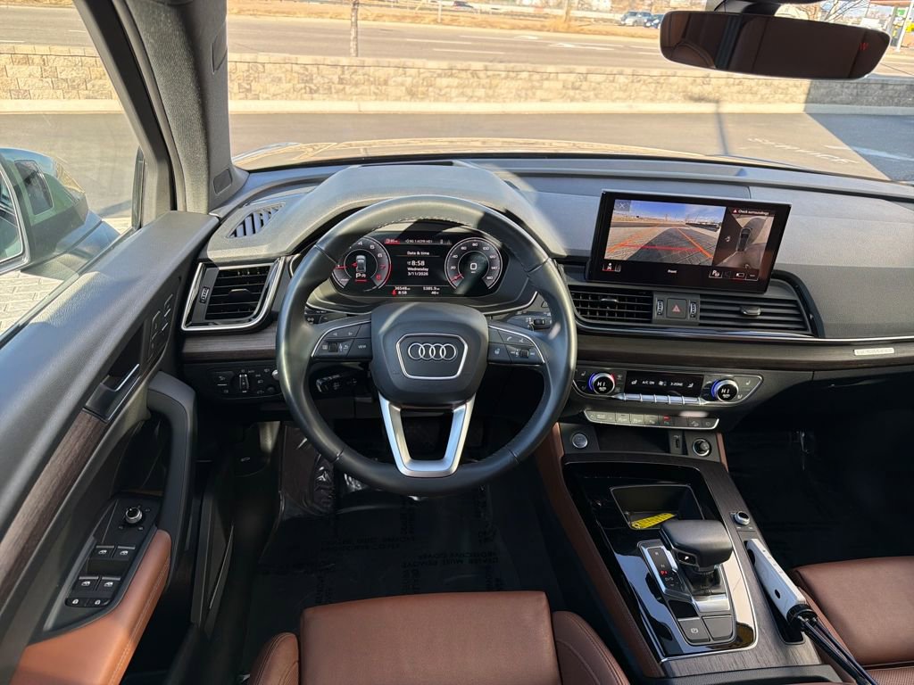 Used 2023 Audi Q5 2.0T Prestige w/ Prestige Package image 14