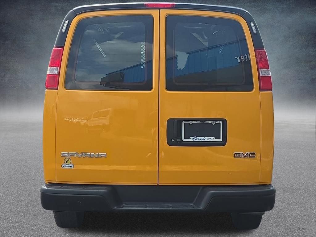Used 2019 GMC Savana 2500 RWD image 6