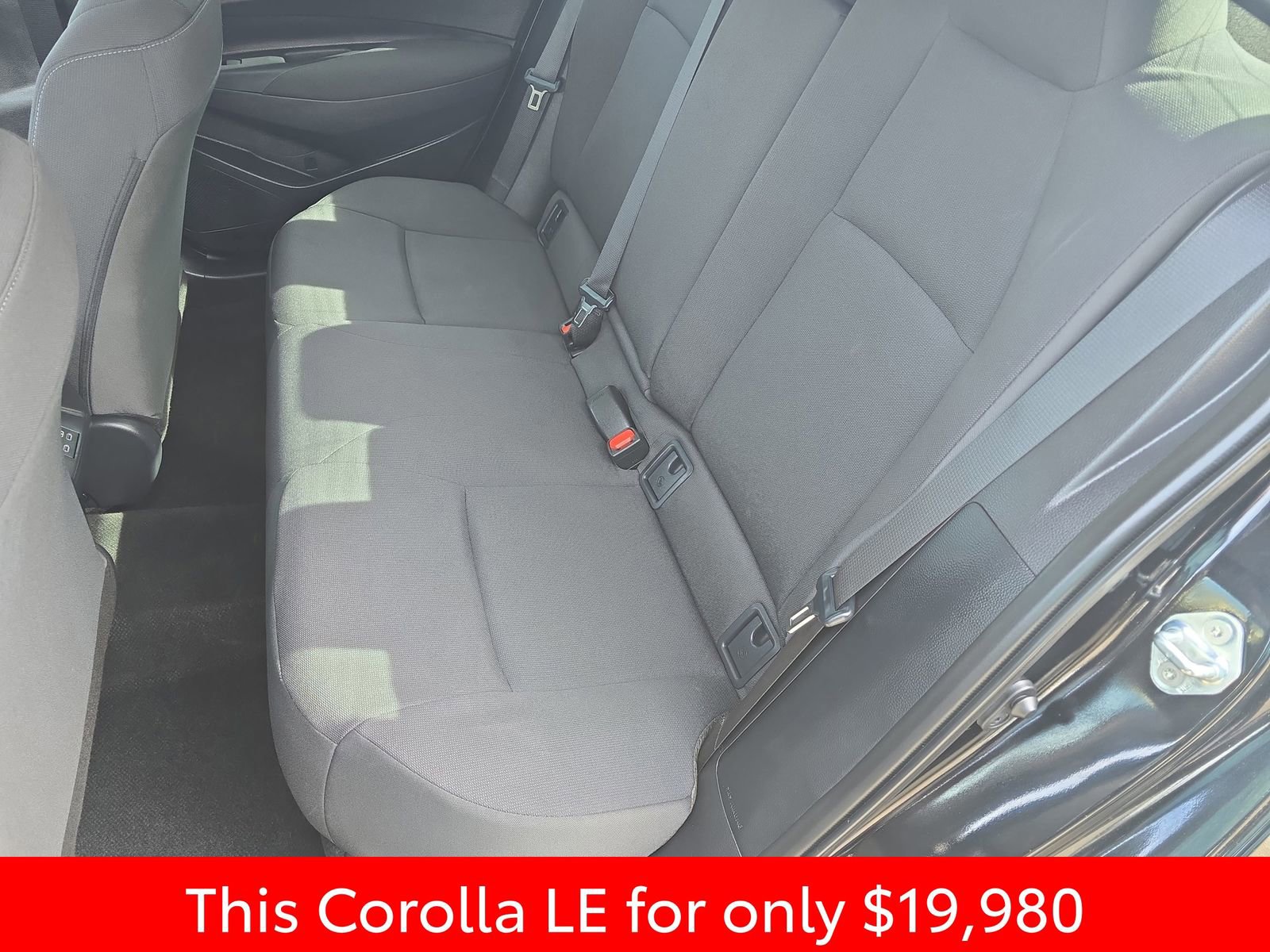 Used 2024 Toyota Corolla LE image 19