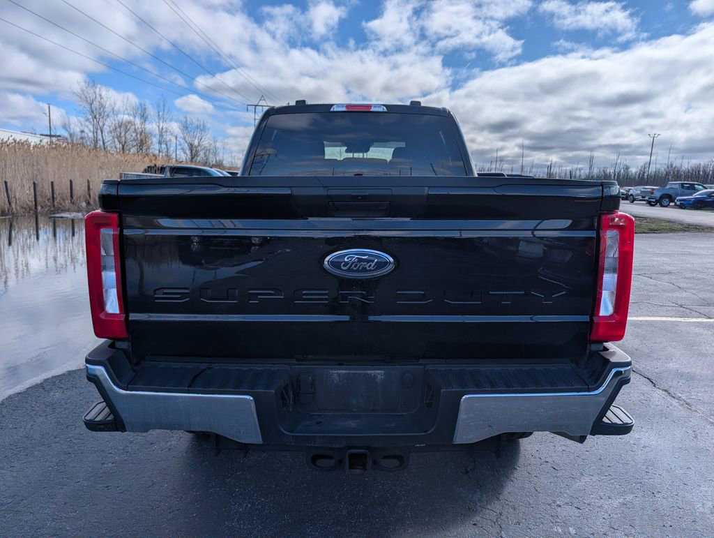 Used 2024 Ford F350 XLT w/ FX4 Off-Road Package image 8