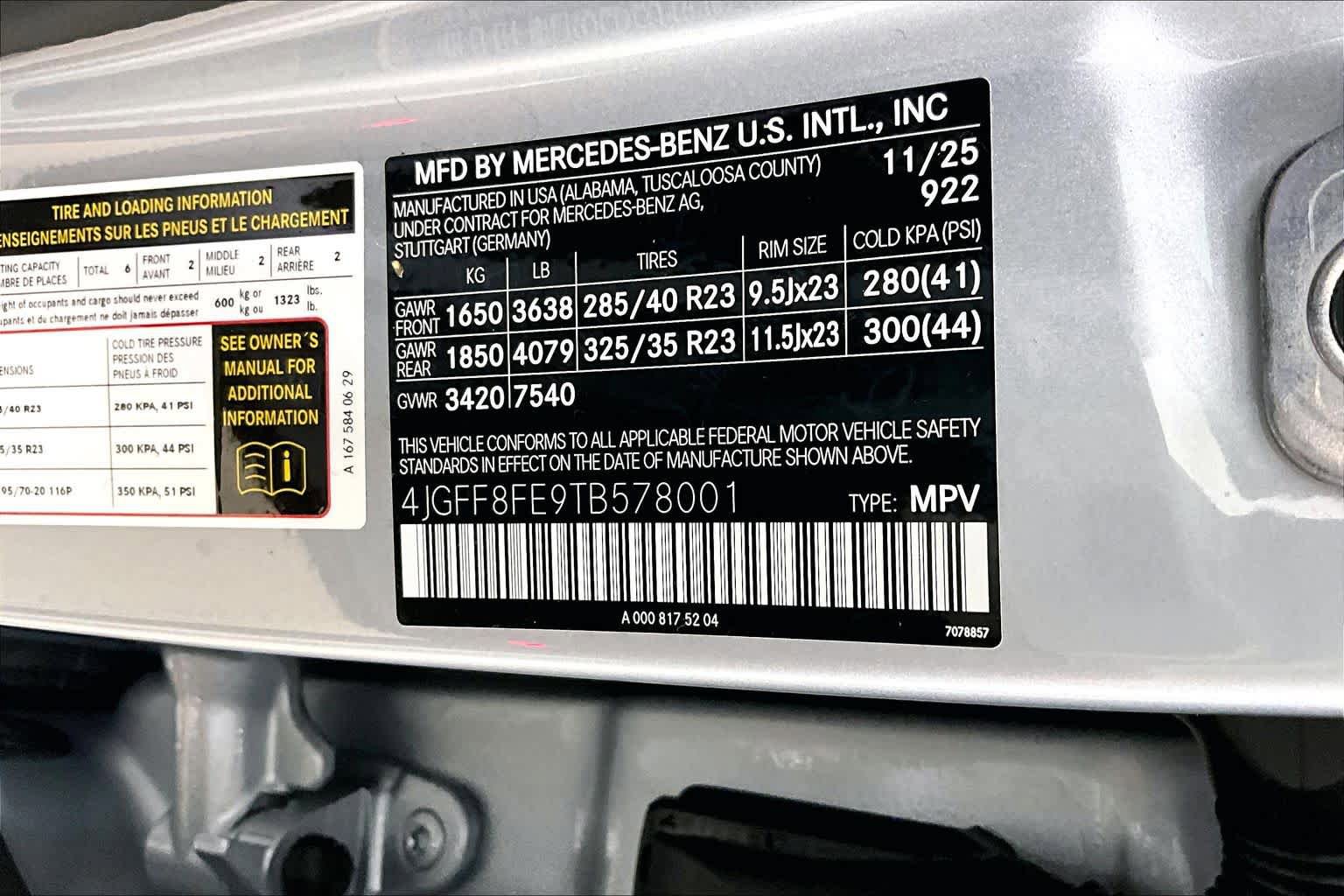 Used 2026 Mercedes-Benz GLS 580 4MATIC image 37