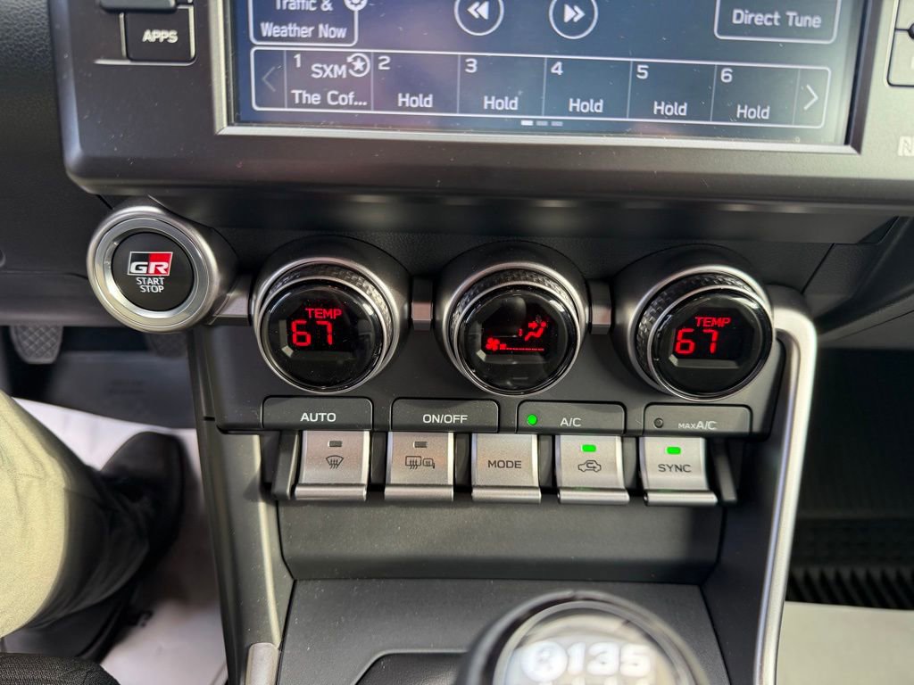 Certified 2025 Toyota GR86 w/ ALL Weather Mat Package (TMS) image 20