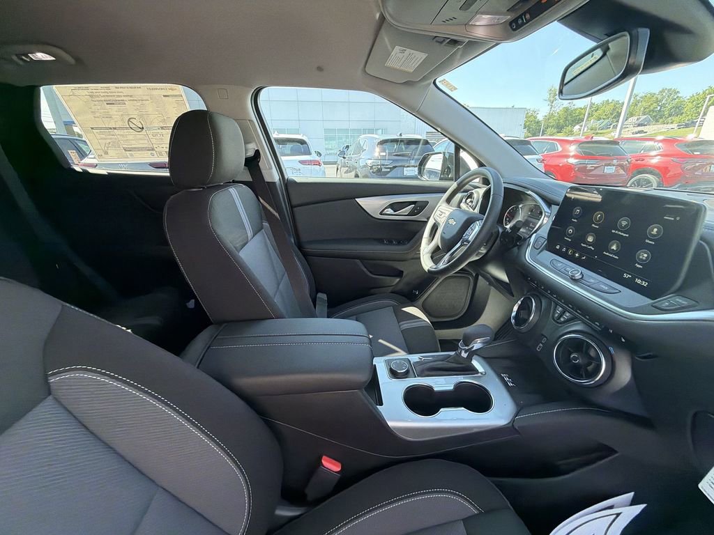 New 2026 Chevrolet Blazer LT AWD/4WD image 15