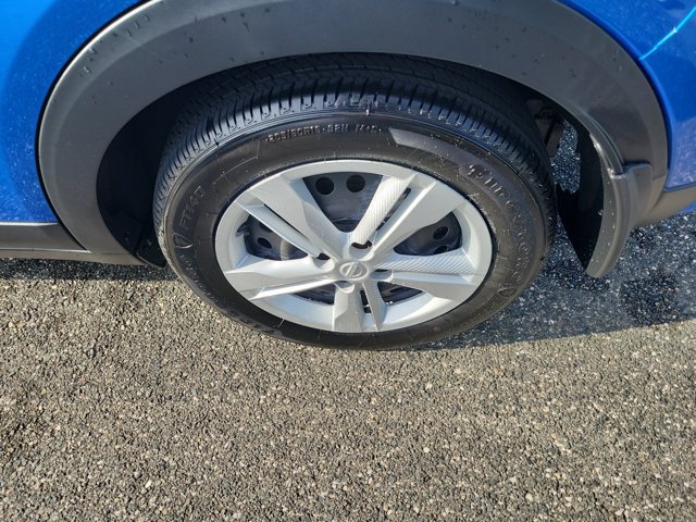 Used 2024 Nissan Kicks S FWD image 6