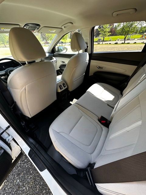 Certified 2025 Hyundai Tucson SEL AWD/4WD image 8